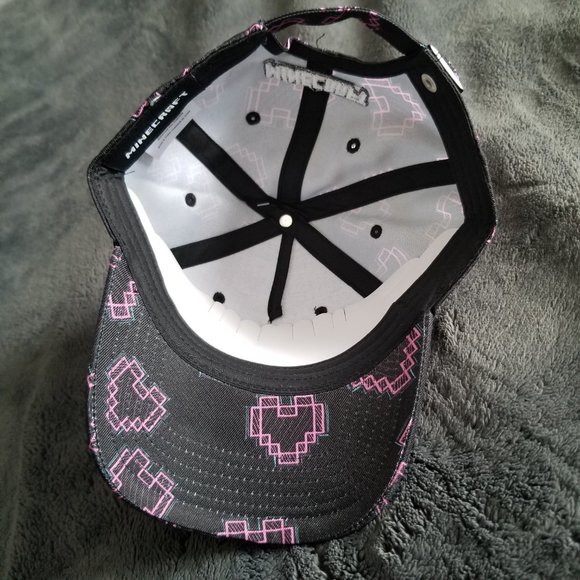 Minecraft Llama Cap - Picture 6 of 8